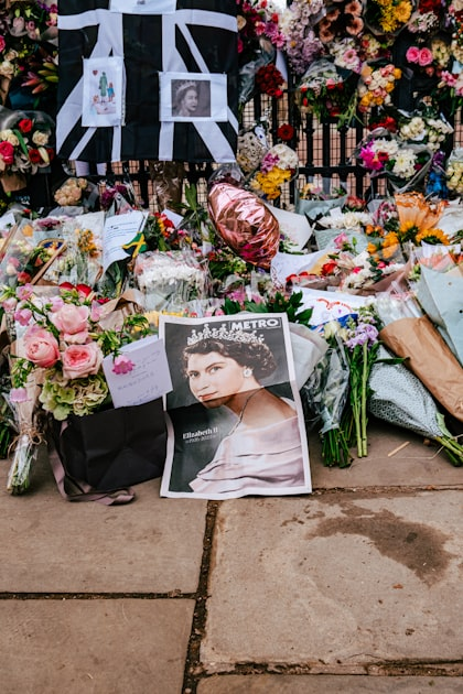 How to Submit Photos for Memorials